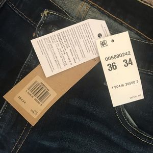 Levi's Jeans - Men’s Levi’s jeans NEVER WORN! Levi's Jeans - Men’s Levi’s jeans NEVER WORN!